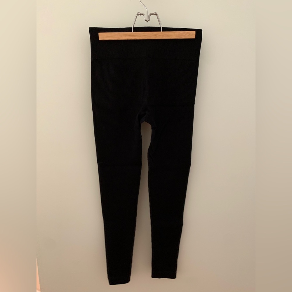 Tummy flattening Ribbed leggings